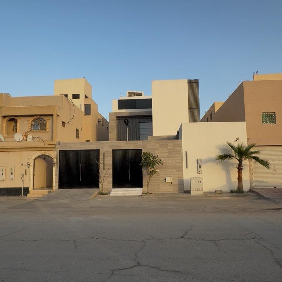 فلة مستقلة بناء شخصي A1