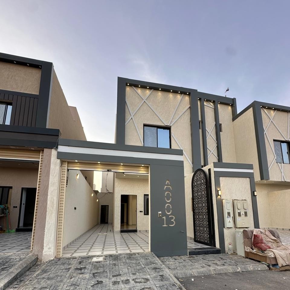 شقة-دور أول - دور أرضي |Z11